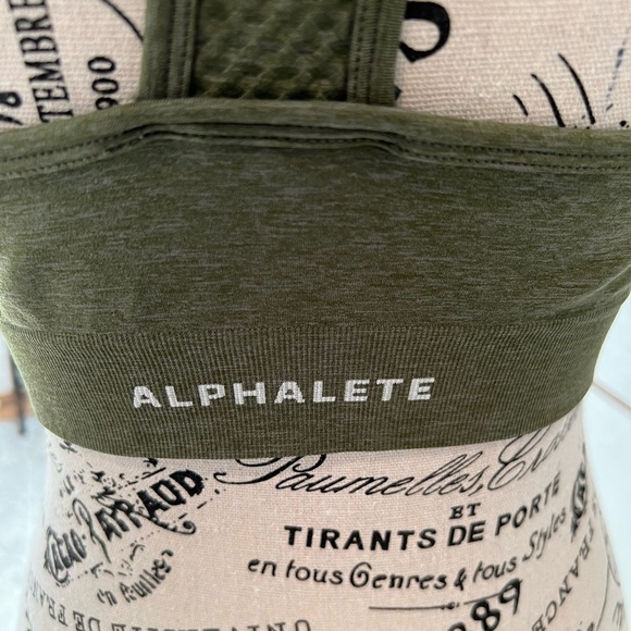 Alphalete Impact Olive Green Racerback Sports Bra, size large, EUC - Picture 4 of 6